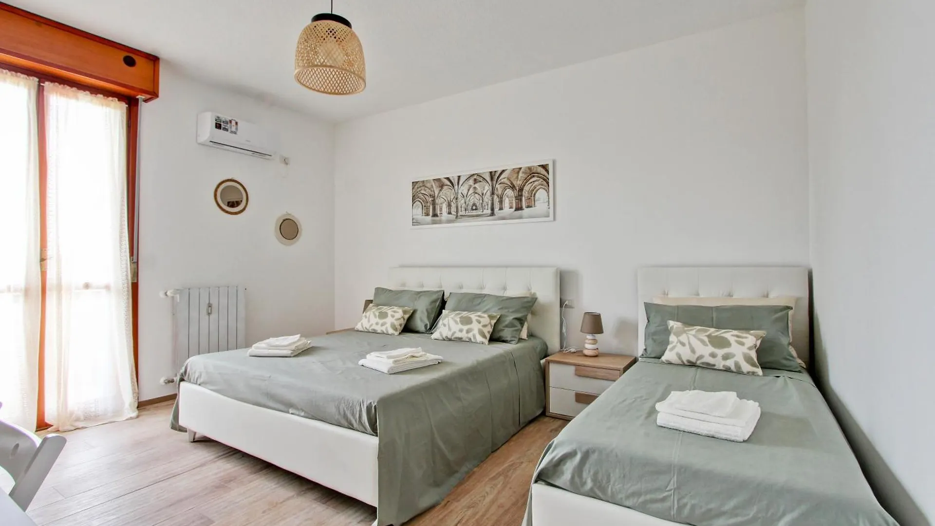 Eur Torrino Apartment, Vicino La Stazione Metro Tor Di Valle Rome 0*,